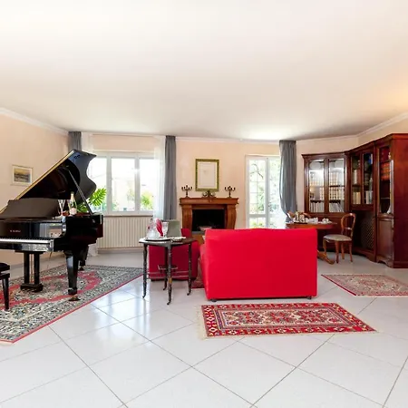 Casa Di Lusso A Con Bagno Privato * Φέρμο