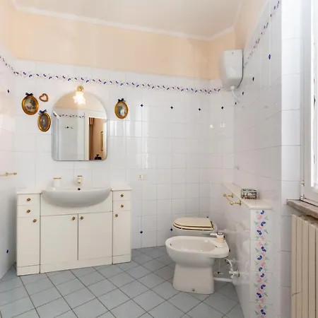 Διαμέρισμα Casa Di Lusso A Con Bagno Privato Φέρμο