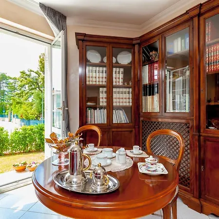 Διαμέρισμα Casa Di Lusso A Con Bagno Privato Φέρμο